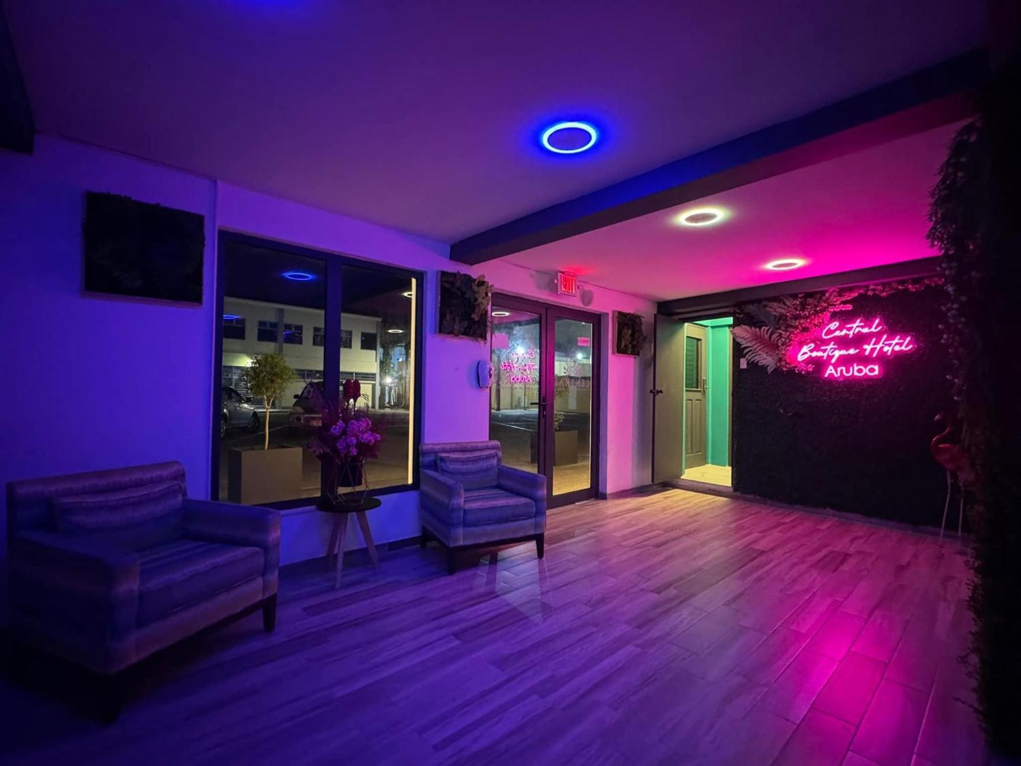 Central Boutique Hotel Oranjestad Eksteriør billede