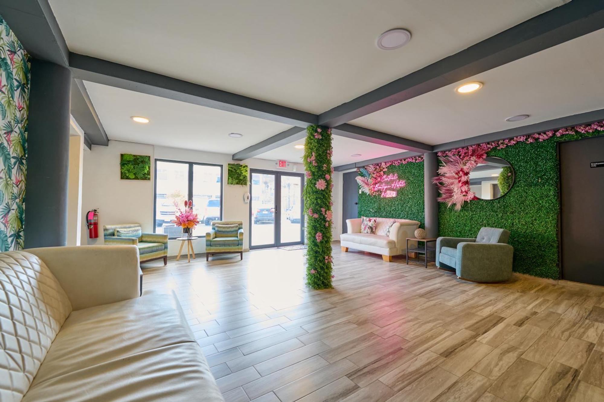 Central Boutique Hotel Oranjestad Eksteriør billede