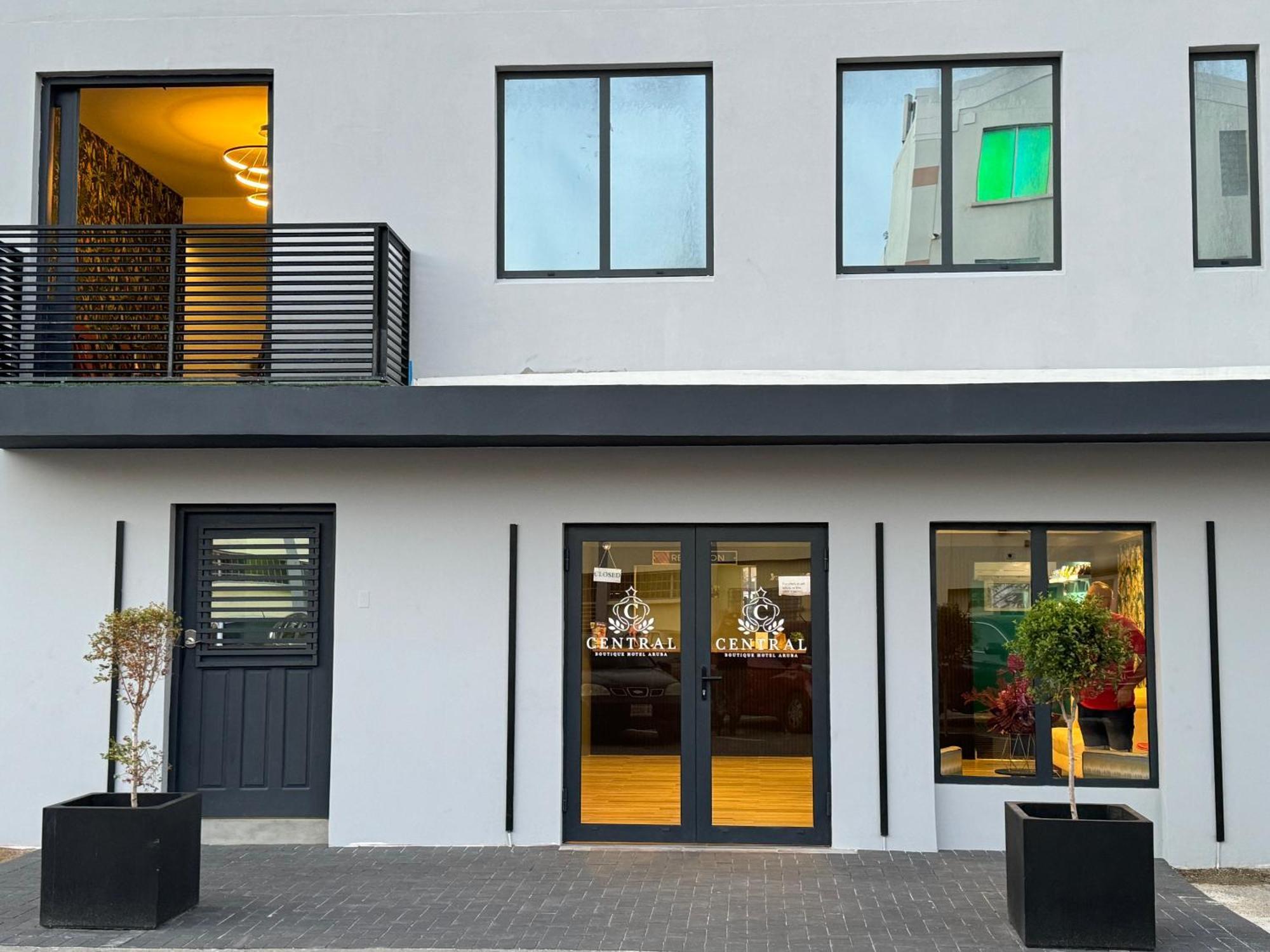 Central Boutique Hotel Oranjestad Eksteriør billede