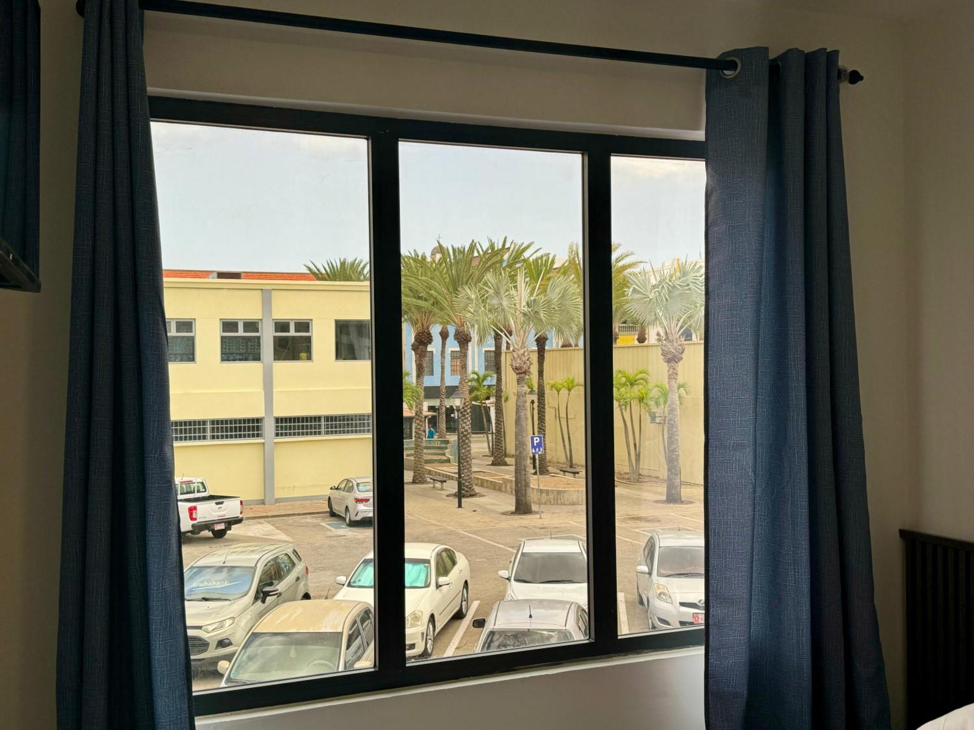 Central Boutique Hotel Oranjestad Eksteriør billede