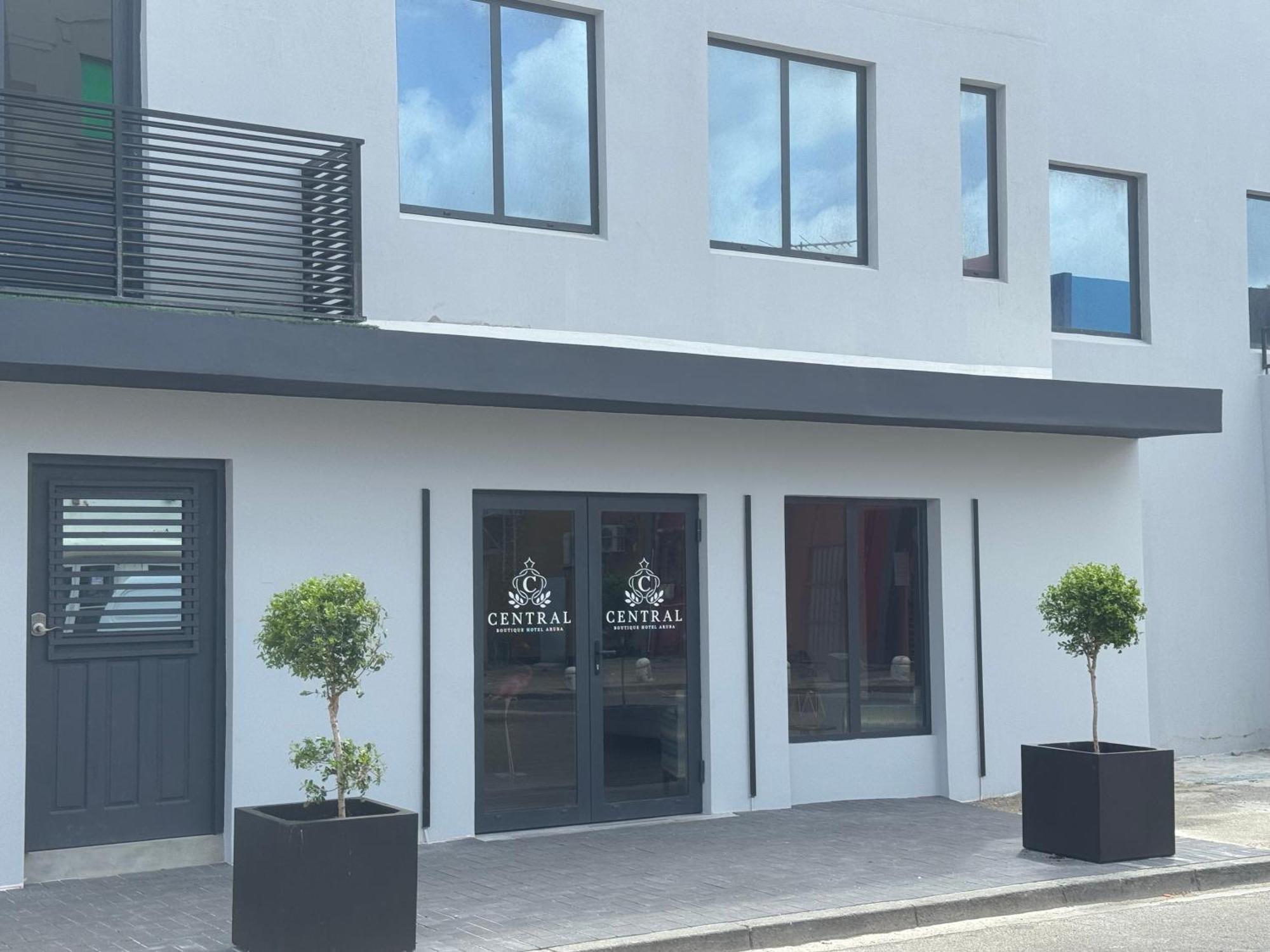 Central Boutique Hotel Oranjestad Eksteriør billede