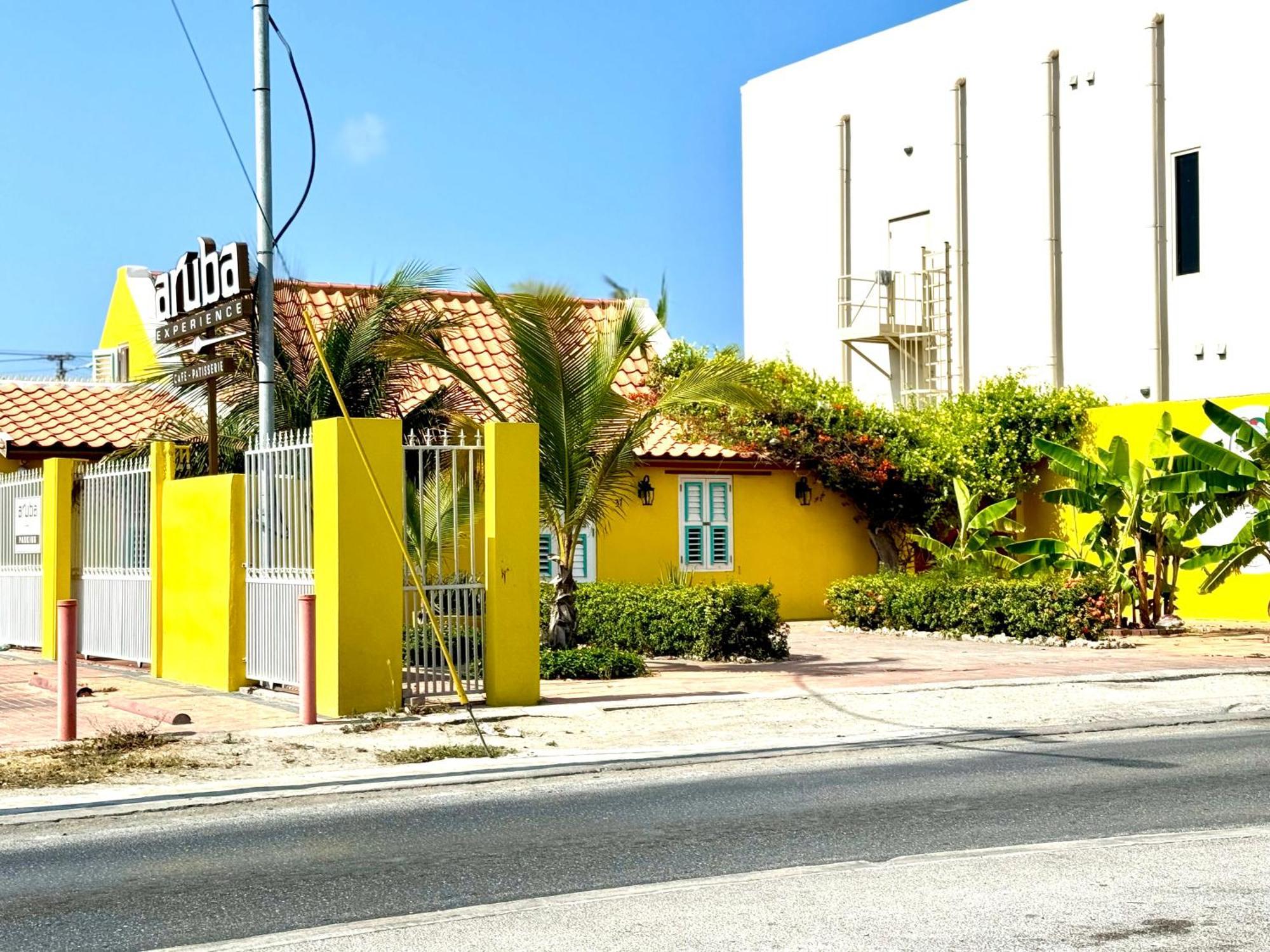 Central Boutique Hotel Oranjestad Eksteriør billede
