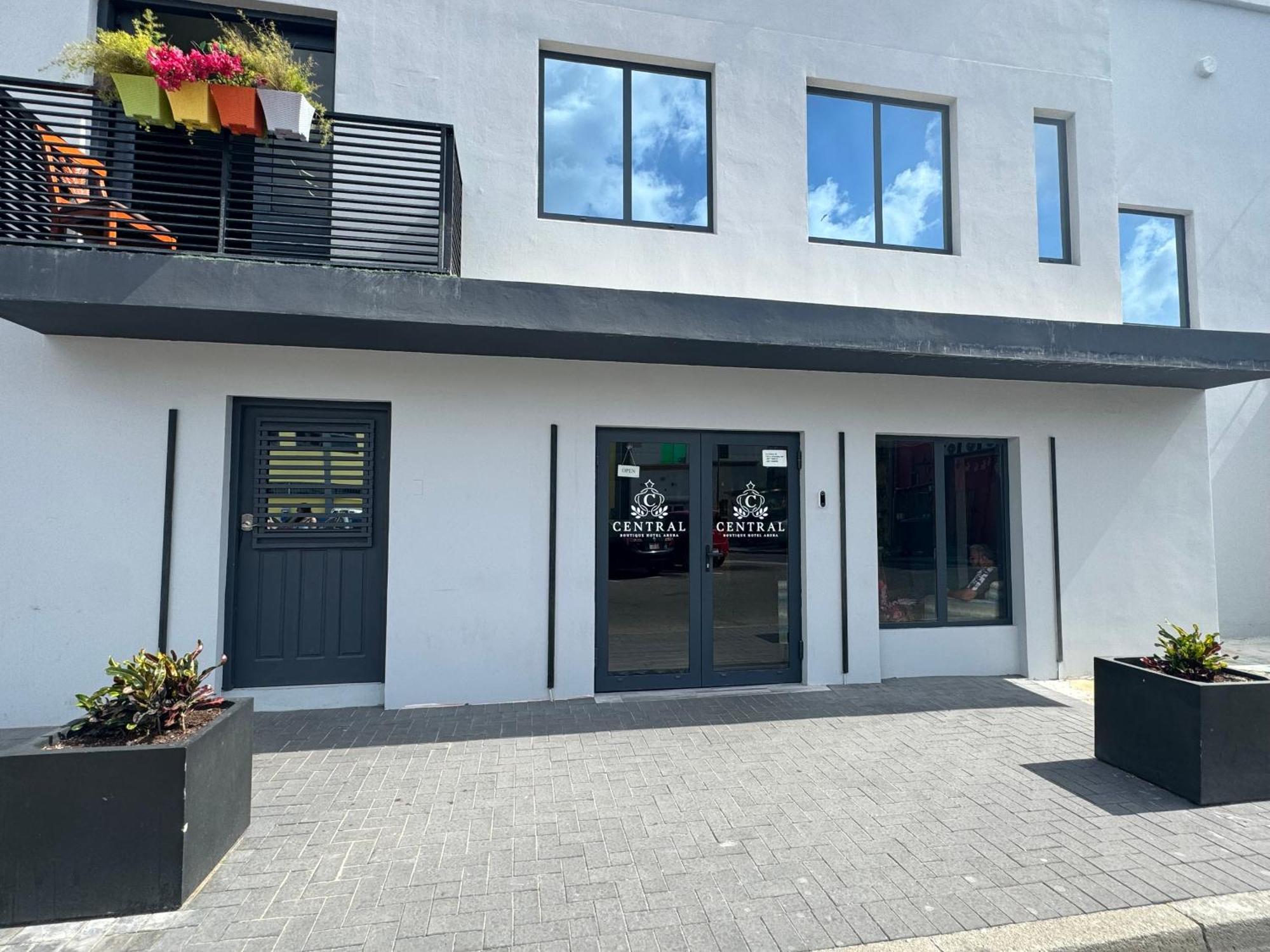 Central Boutique Hotel Oranjestad Eksteriør billede