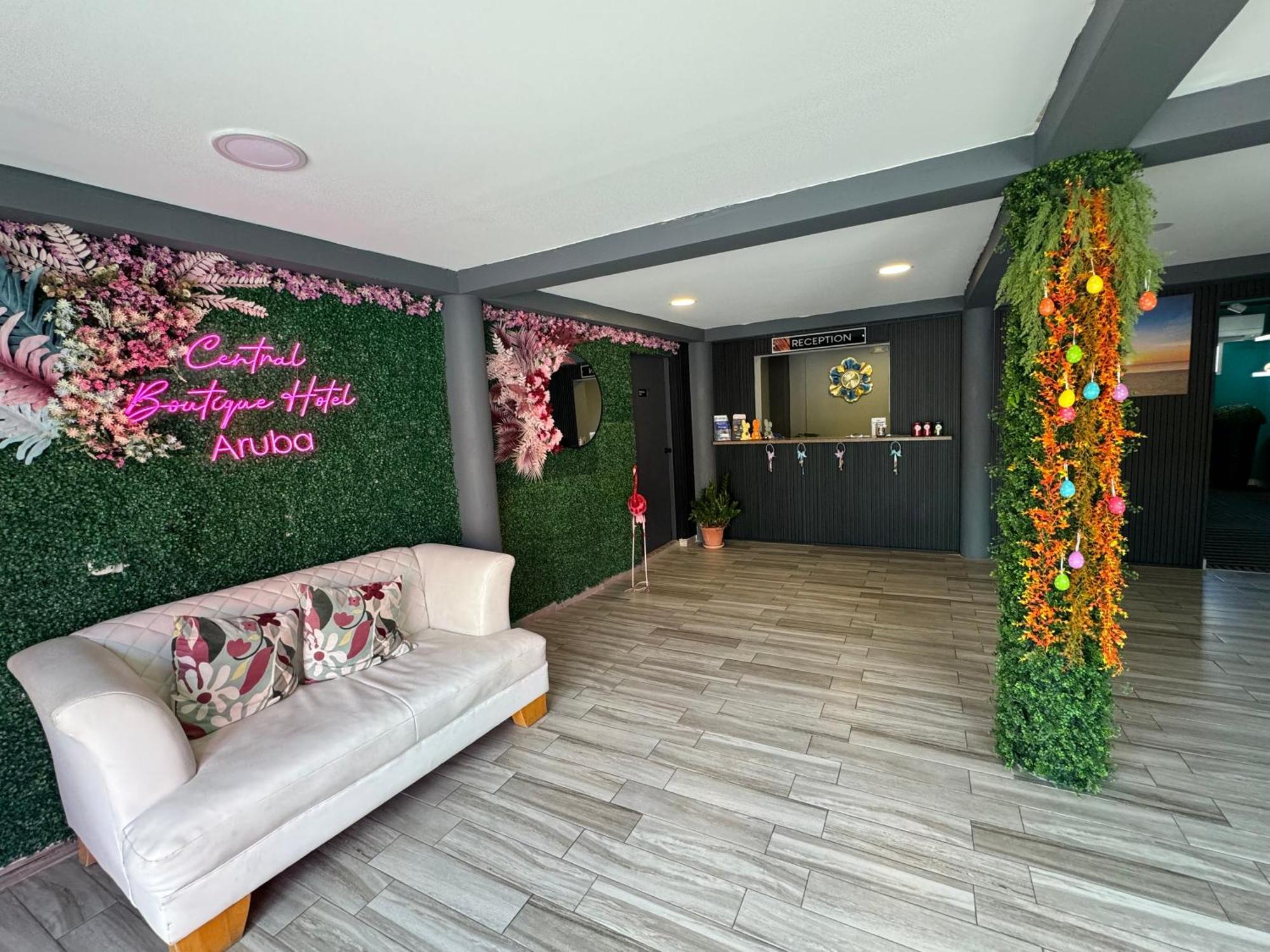 Central Boutique Hotel Oranjestad Eksteriør billede